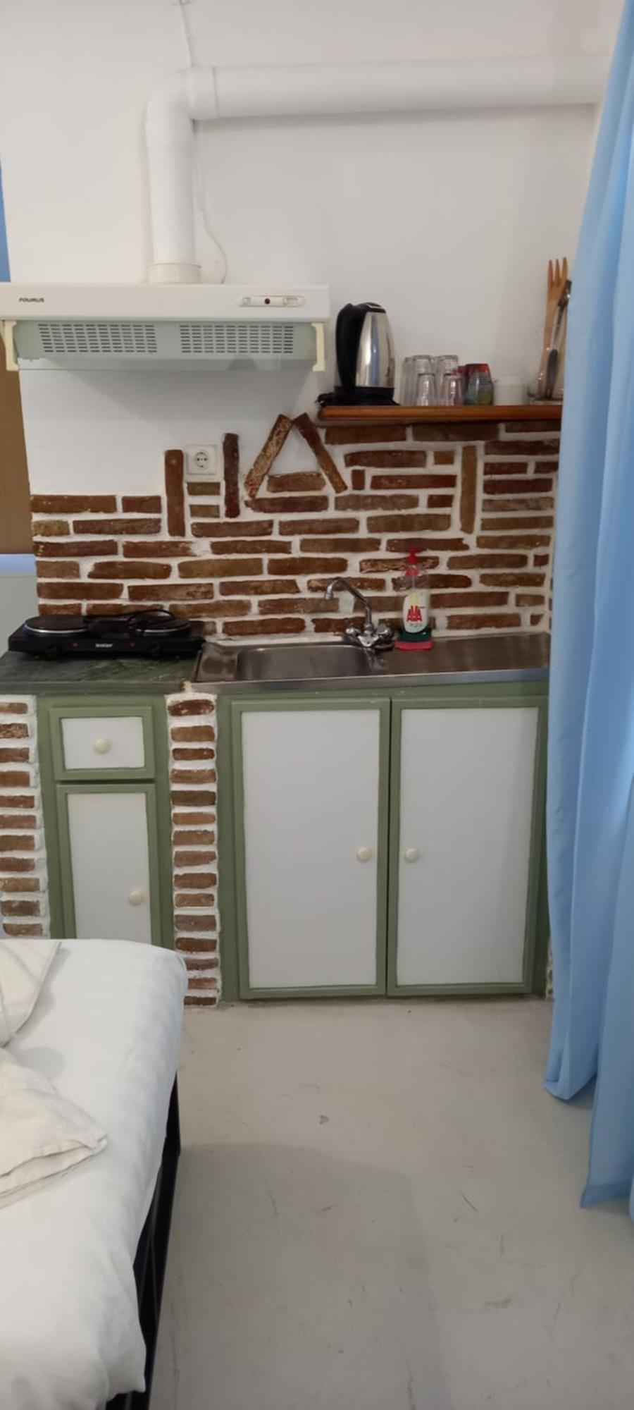 Aposperitis Rooms & Apartments Kini Extérieur photo